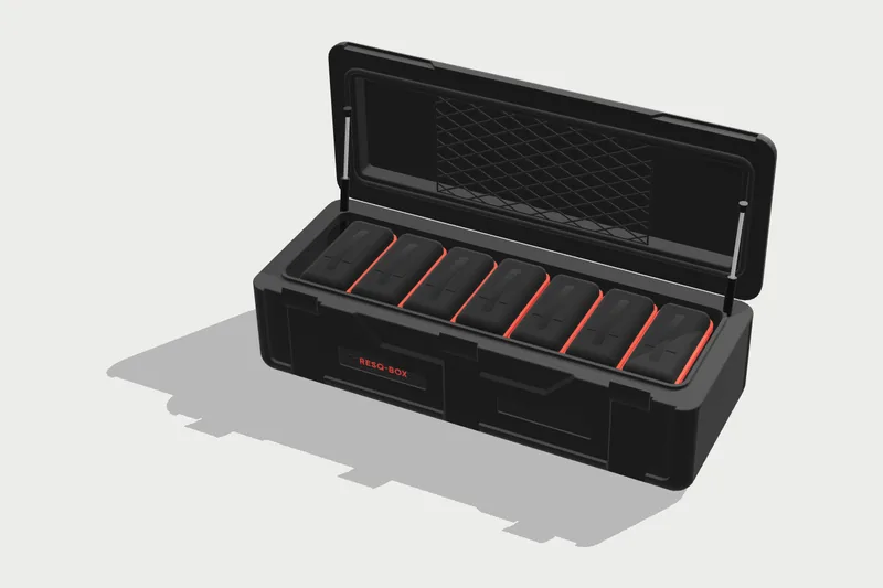 RESQ-BOX 110 Liter mit leeren Cases, geöffnet
